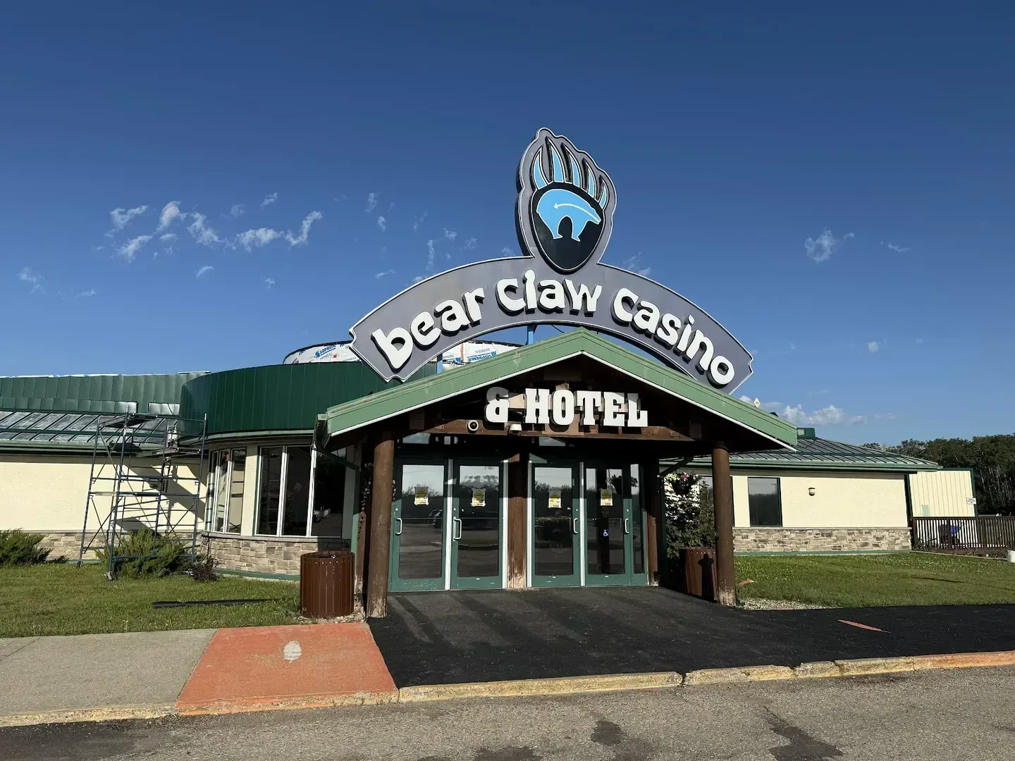 Countryside hotel exterior under open sky
